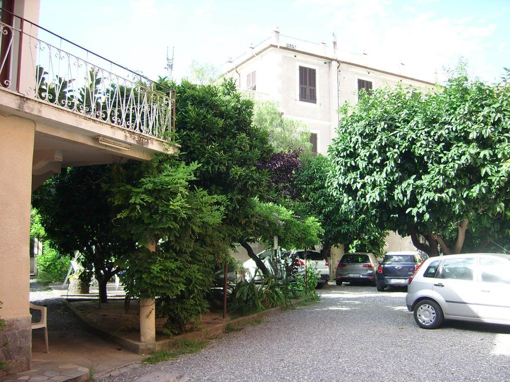 Albergo Fiorenza & Banksia Meuble Alassio Buitenkant foto